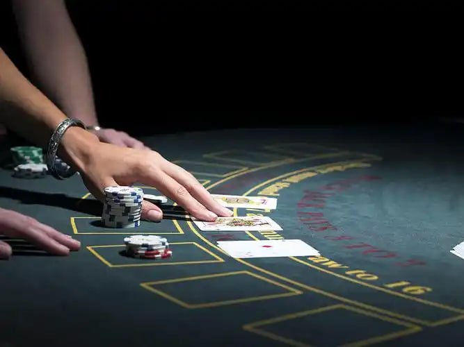 Mobile Teen Patti table browsing with bet 111 apk in Bangladesh